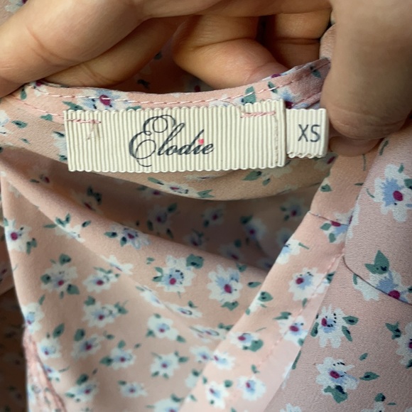 Pink floral top - Picture 3 of 4